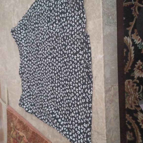 - Tilly  skirts - Picture 1 of 5